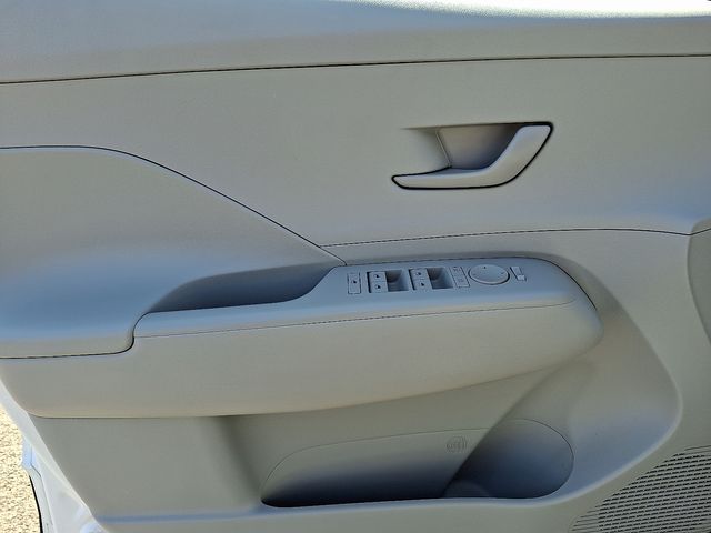 Thumbnail: 2025 Hyundai Kona - 12