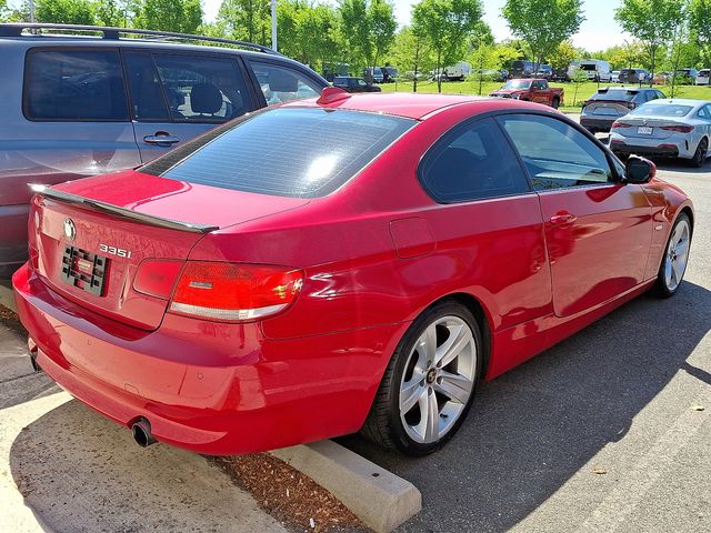 Thumbnail: 2010 BMW 3 Series - 4