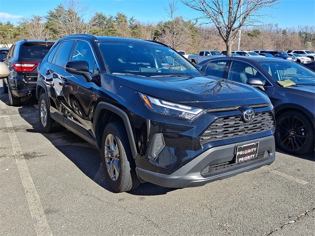 Thumbnail: 2025 Toyota RAV4 - 3