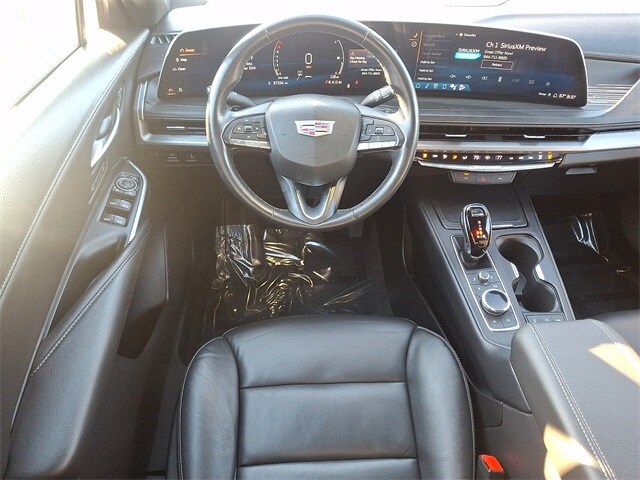 Thumbnail: 2024 Cadillac XT4 - 11