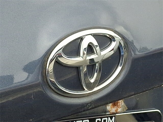 2018 Toyota Corolla LE 9