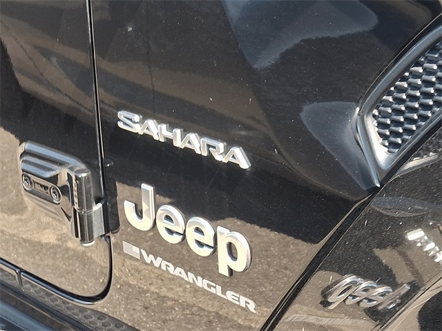Thumbnail: 2023 Jeep Wrangler - 6