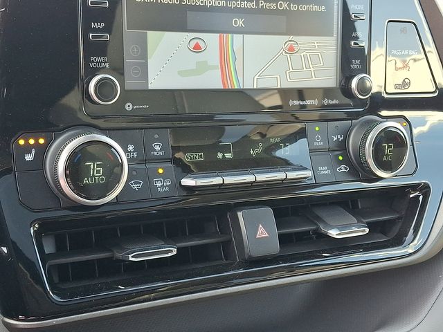 Thumbnail: 2021 Toyota Highlander - 17