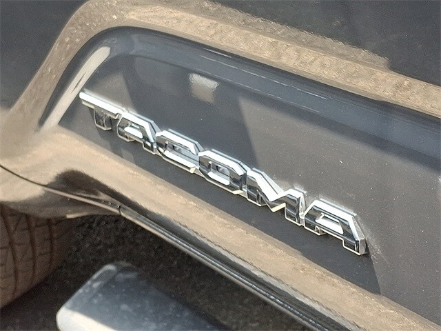 2024 Toyota Tacoma SR5 10