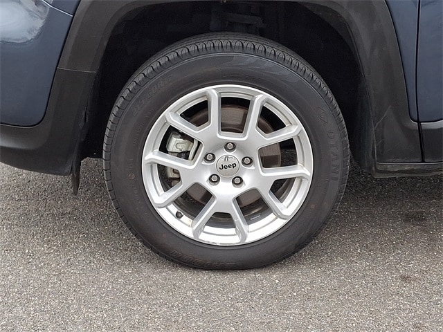 Thumbnail: 2023 Jeep Renegade - 8