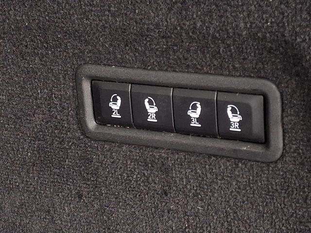 Thumbnail: 2024 Jeep Grand Wagoneer L - 36