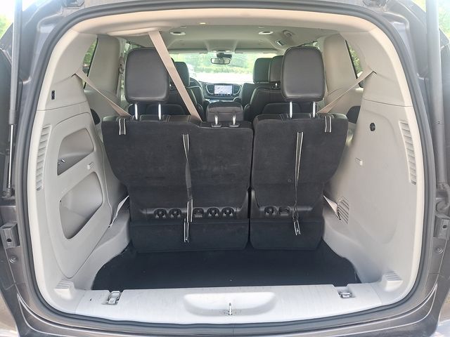 Thumbnail: 2023 Chrysler Pacifica - 29