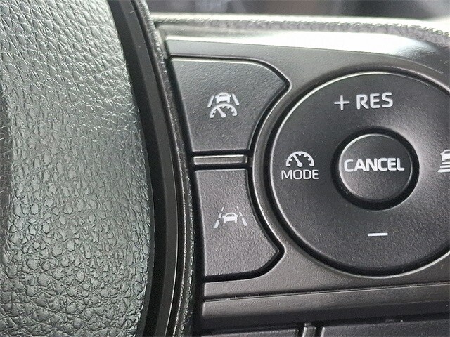 Thumbnail: 2023 Toyota Corolla - 21