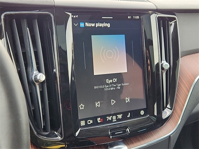 Thumbnail: 2024 Volvo XC60 - 15