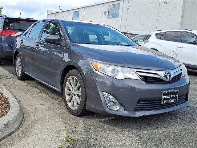 Thumbnail: 2014 Toyota Camry - 3