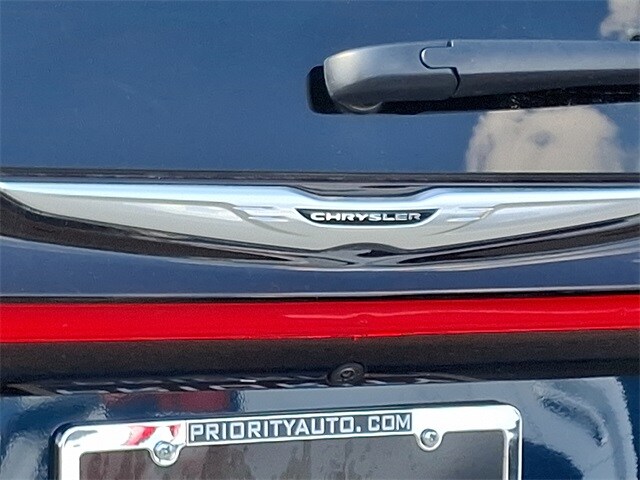 Thumbnail: 2025 Chrysler Pacifica - 32