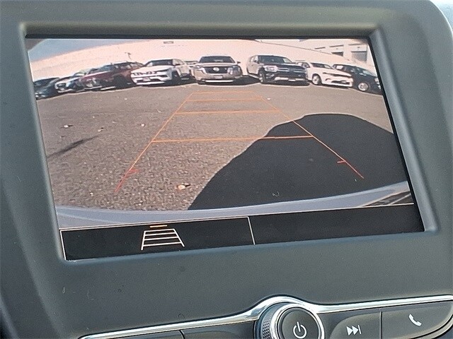 Thumbnail: 2022 Chevrolet Equinox - 12