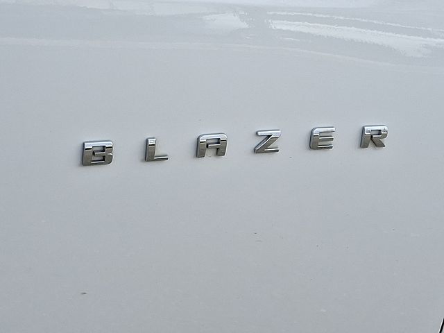 Thumbnail: 2022 Chevrolet Blazer - 31