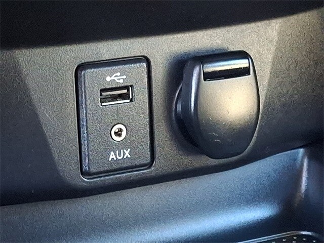 Thumbnail: 2014 Nissan Rogue - 26