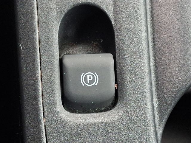 Thumbnail: 2025 Toyota Corolla - 25