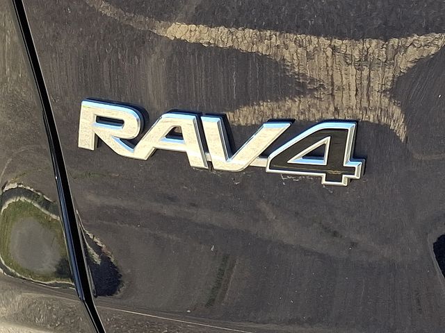 Thumbnail: 2025 Toyota RAV4 - 31