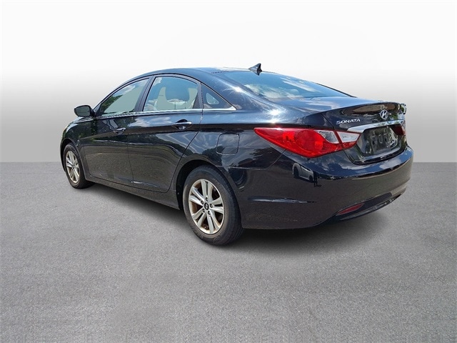 Thumbnail: 2011 Hyundai Sonata - 6