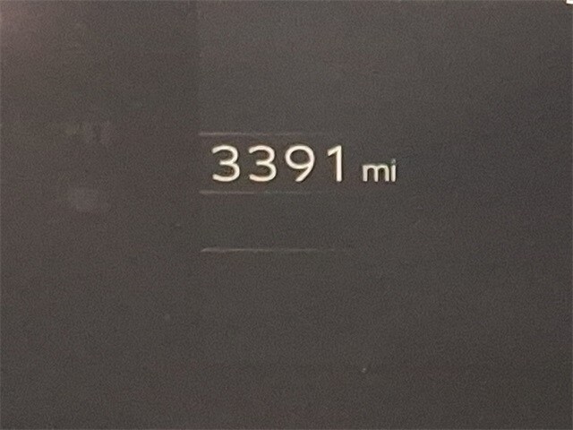 Thumbnail: 2023 Toyota bZ4X - 21