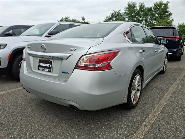 Thumbnail: 2013 Nissan Altima - 7