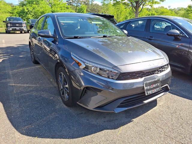 Thumbnail: 2023 Kia Forte - 6