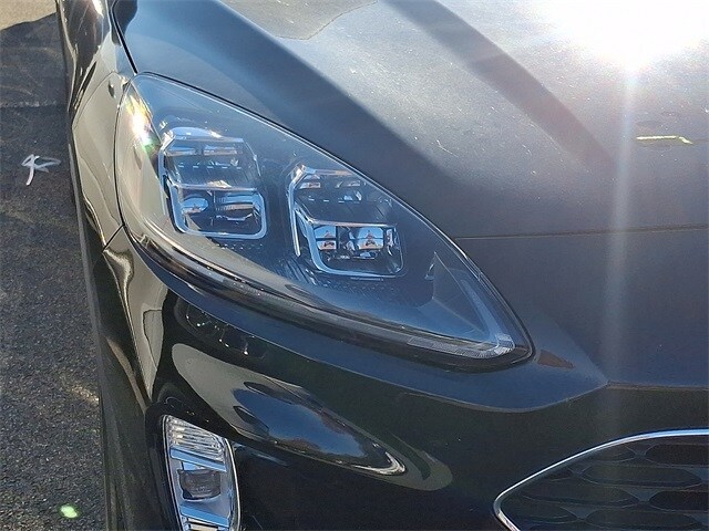 Thumbnail: 2022 Ford Escape - 4