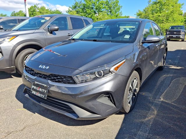 Thumbnail: 2023 Kia Forte - 2