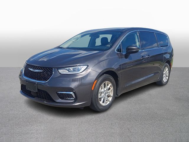 Thumbnail: 2023 Chrysler Pacifica - 1