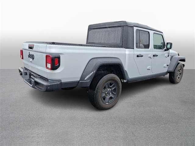 Thumbnail: 2022 Jeep Gladiator - 4