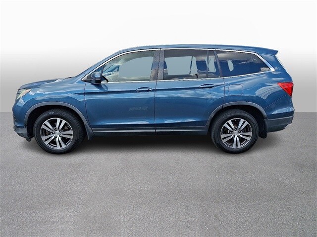 Thumbnail: 2016 Honda Pilot - 7