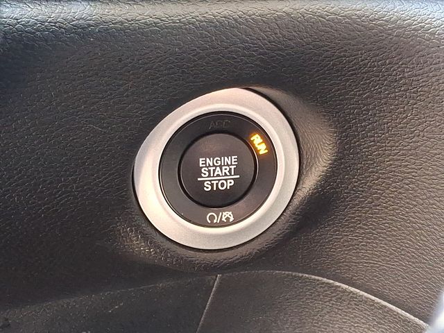 Thumbnail: 2025 Chrysler Pacifica - 23