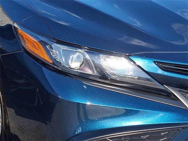 Thumbnail: 2021 Toyota Camry - 4