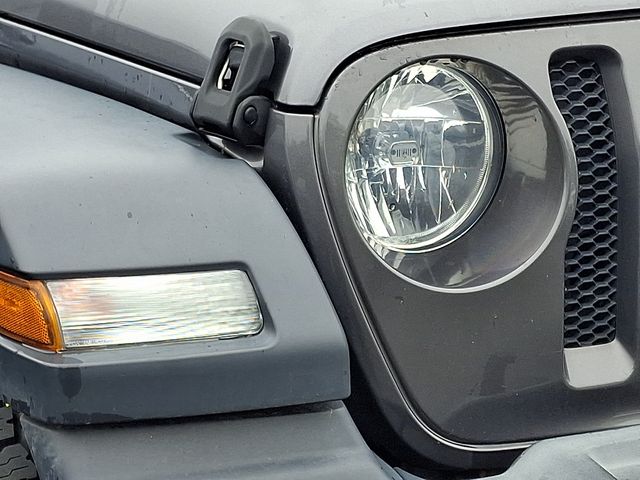Thumbnail: 2019 Jeep Wrangler - 8