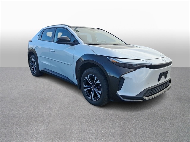 Thumbnail: 2024 Toyota bZ4X - 3