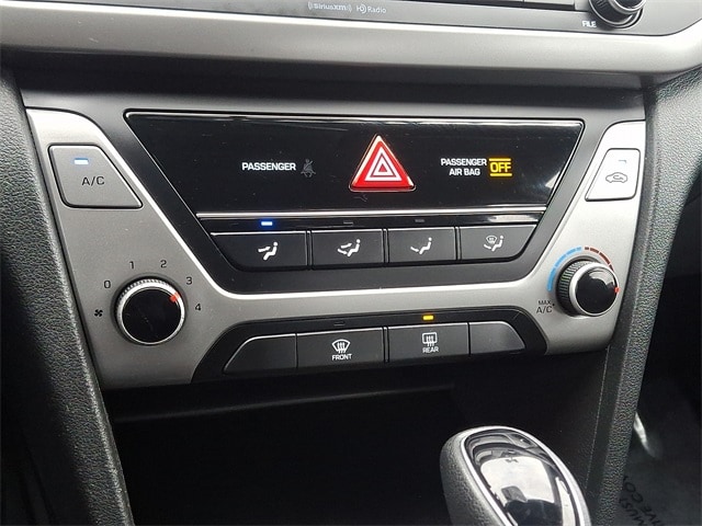 Thumbnail: 2018 Hyundai Elantra - 15