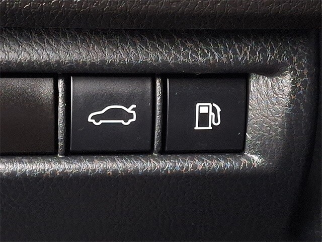 Thumbnail: 2025 Toyota Camry - 26