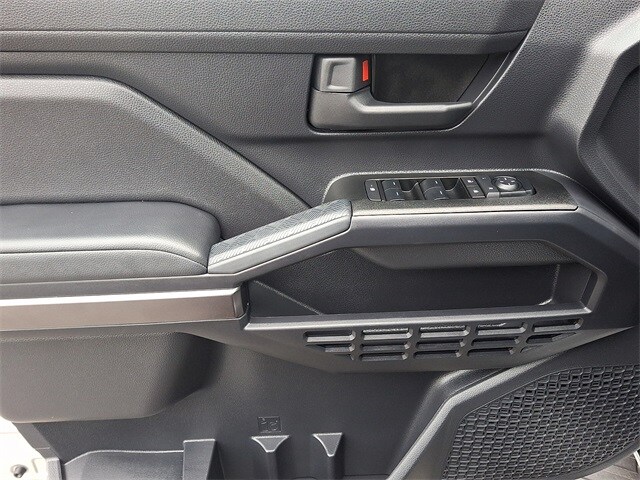 Thumbnail: 2025 Toyota 4Runner - 12