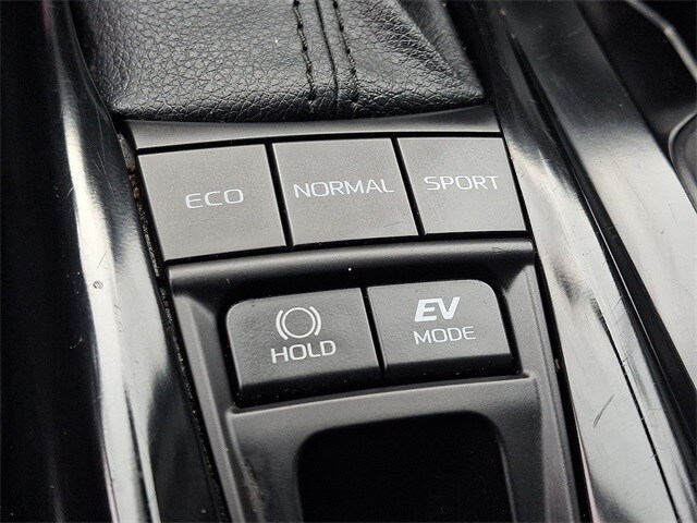 Thumbnail: 2025 Toyota Camry - 22