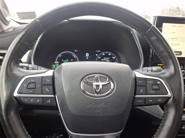 Thumbnail: 2024 Toyota Highlander - 20