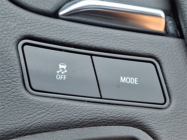 Thumbnail: 2025 Cadillac XT5 - 23