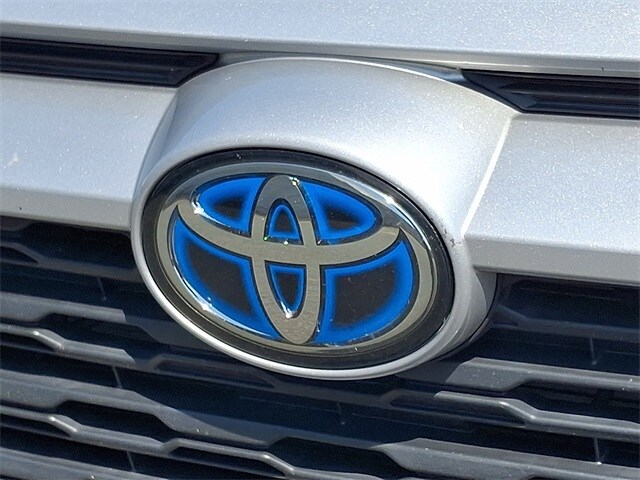 Thumbnail: 2020 Toyota RAV4 - 29
