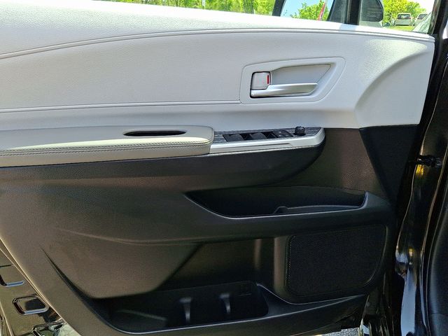 Thumbnail: 2025 Toyota Sienna - 13