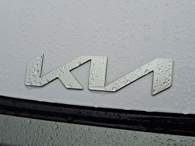 Thumbnail: 2023 Kia Sportage - 9