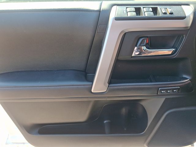 Thumbnail: 2022 Toyota 4Runner - 12
