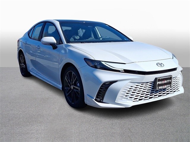 Thumbnail: 2026 Toyota Camry - 3