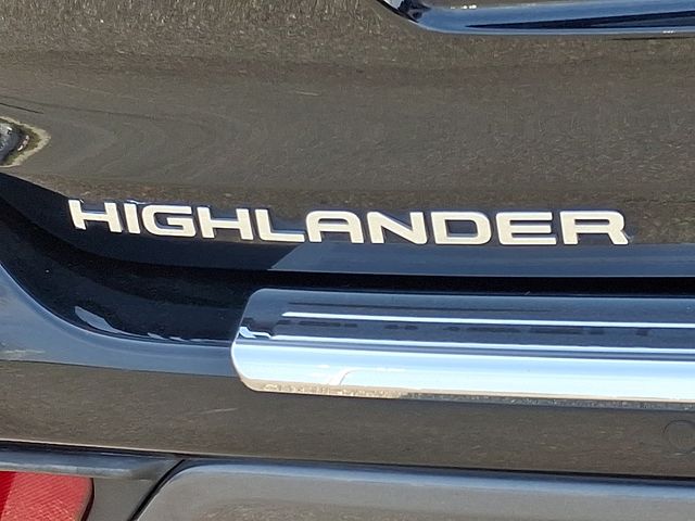 Thumbnail: 2021 Toyota Highlander - 36