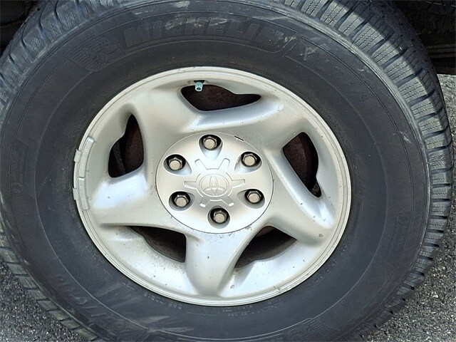 2002 Toyota Tacoma PreRunner 9