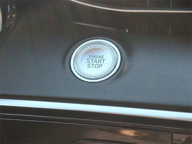 Thumbnail: 2025 Genesis GV70 - 18