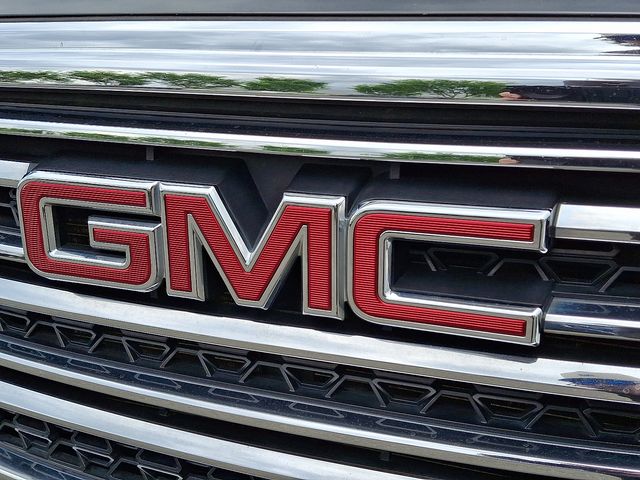 Thumbnail: 2017 GMC Acadia - 9