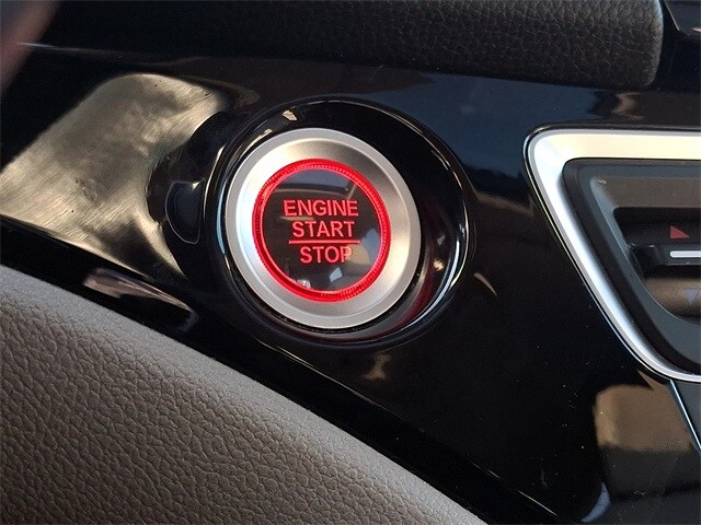 Thumbnail: 2018 Honda Pilot - 25