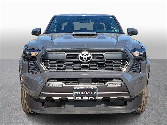 Thumbnail: 2025 Toyota Tacoma - 2